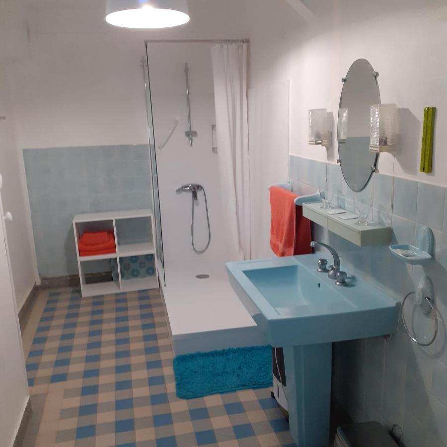 Chambres D'Hotes Gobillon Мэнтенон Экстерьер фото